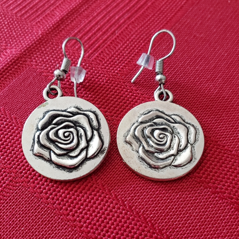 Silver Flower Earrings